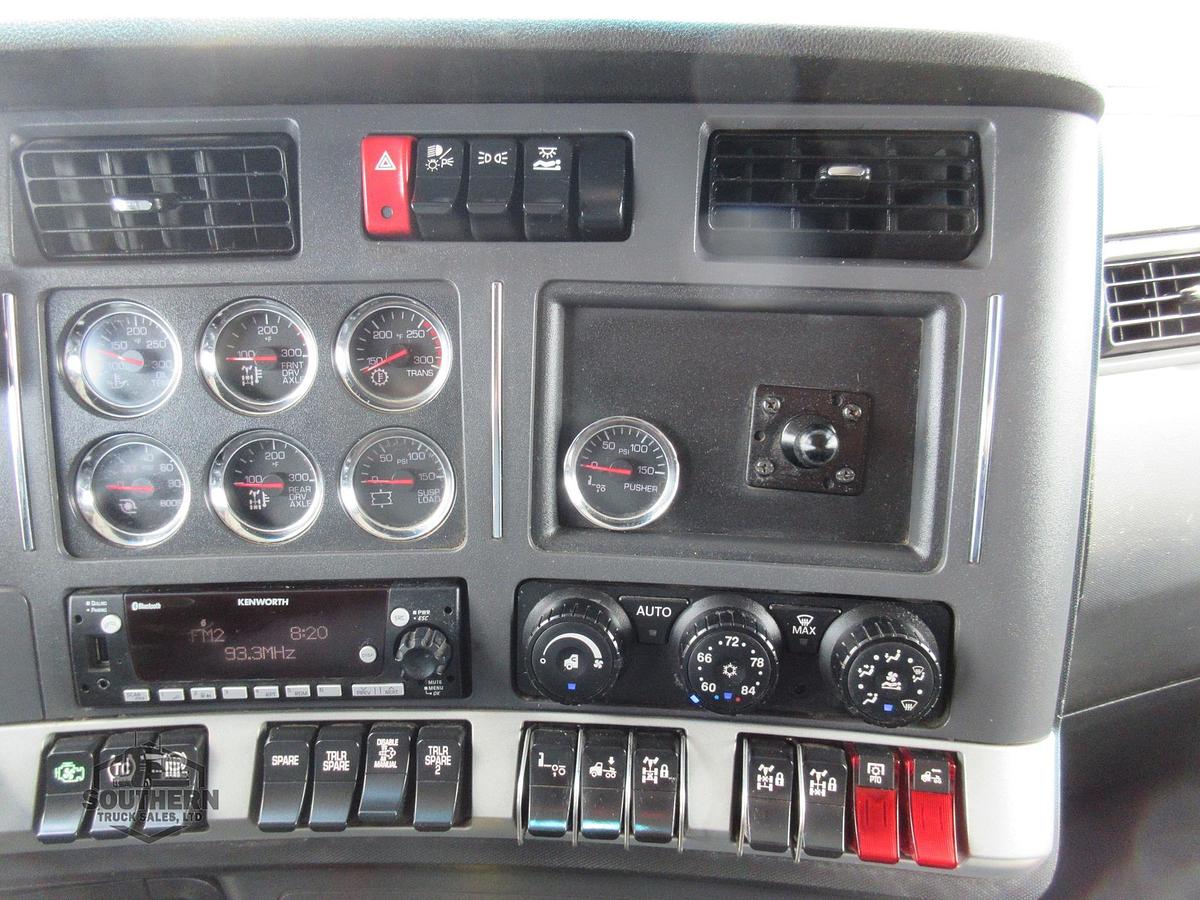 Used 2023 KENWORTH T880