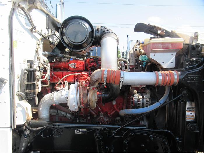 Used 2013 PETERBILT 365