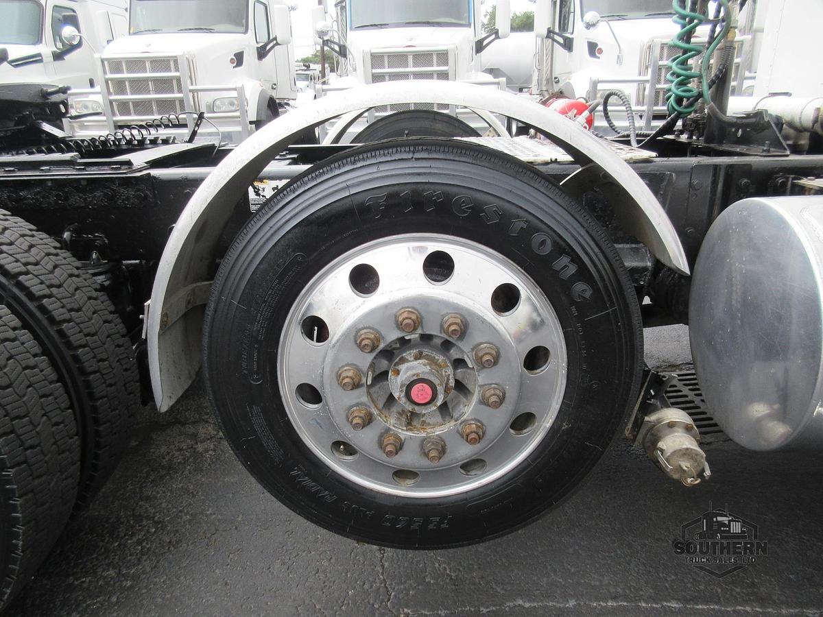 Used 2015 KENWORTH T800
