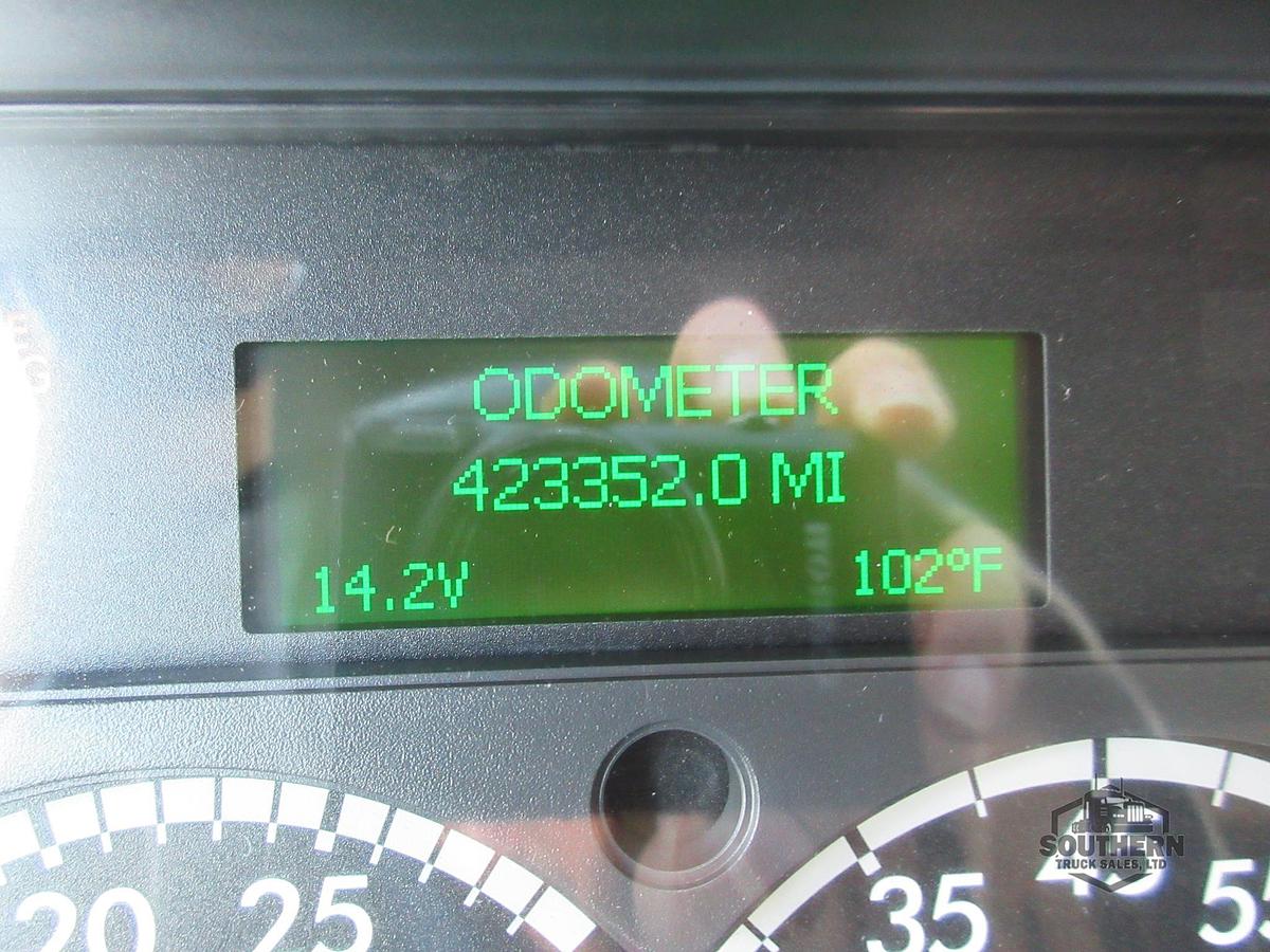 Used 2019 FREIGHTLINER CASCADIA 113