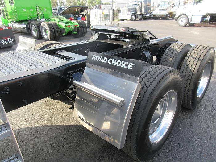 Used 2014 PETERBILT 389