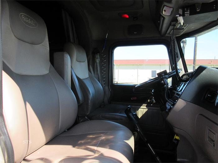 Used 2018 PETERBILT 389