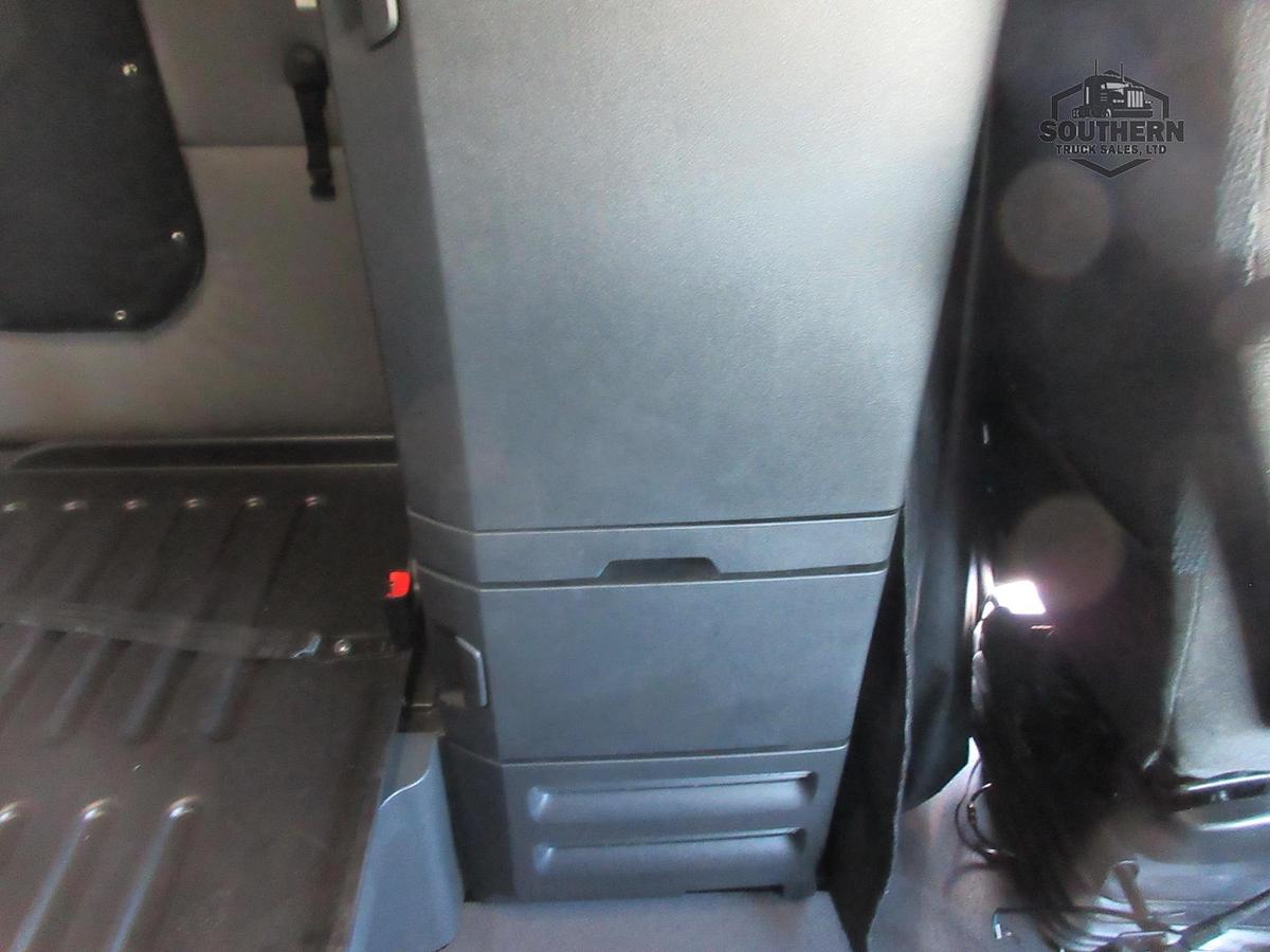 Used 2022 FREIGHTLINER CASCADIA 126