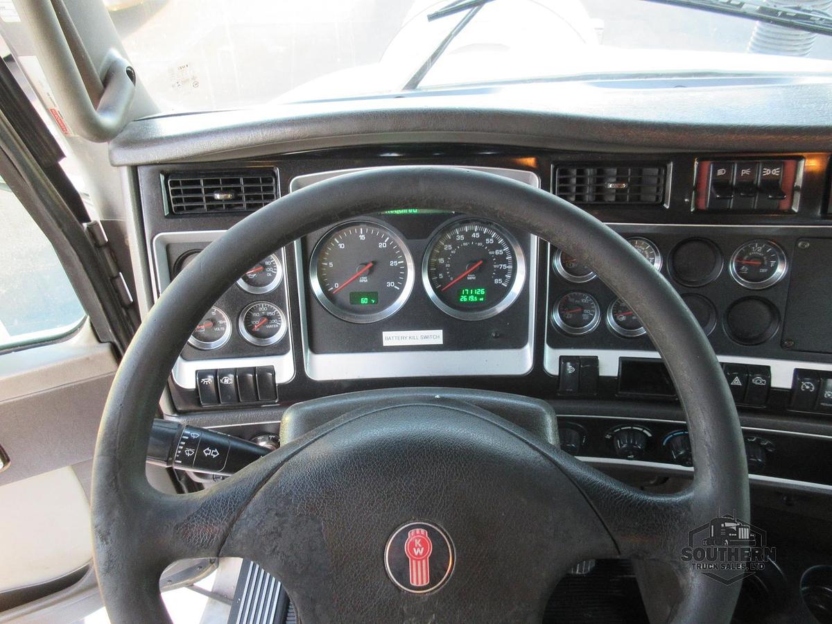 Used 2013 KENWORTH T440