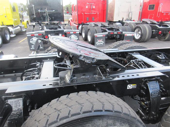 Used 2019 PETERBILT 567