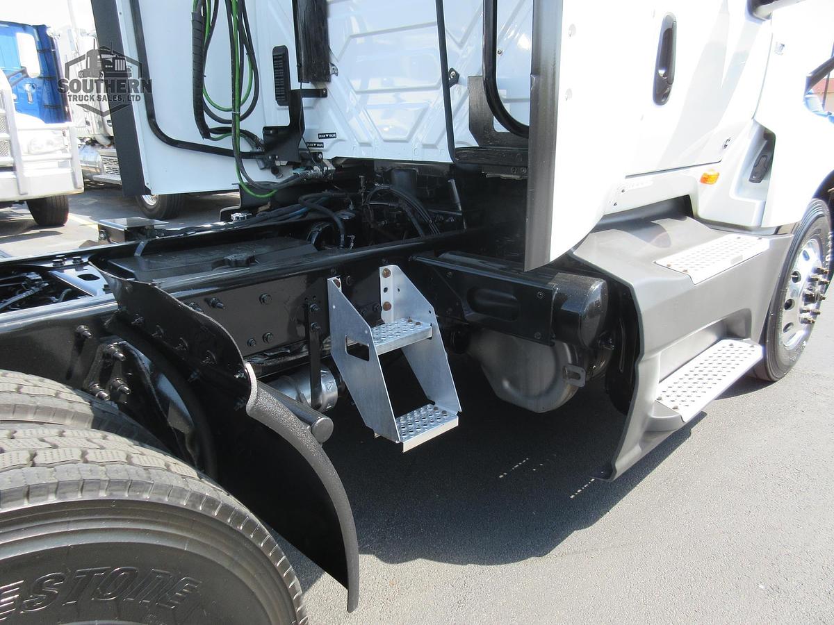 Used 2021 INTERNATIONAL LT