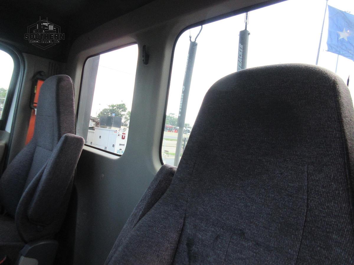 Used 2019 FREIGHTLINER CASCADIA 125