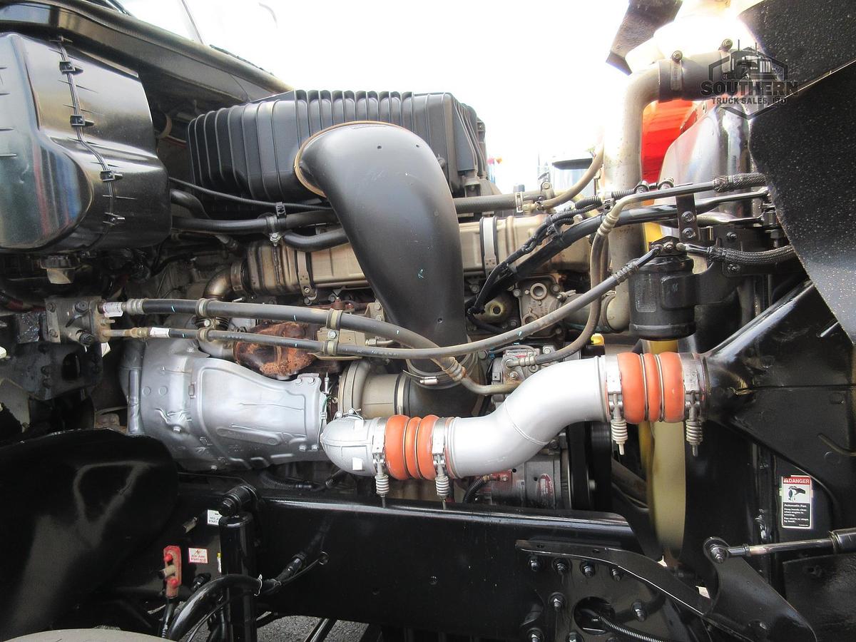 Used 2018 FREIGHTLINER CORONADO 122 SD