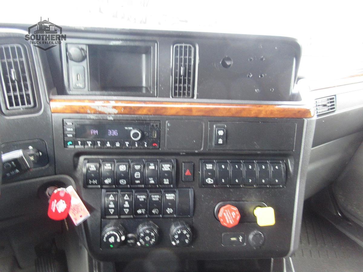 Used 2021 INTERNATIONAL LT