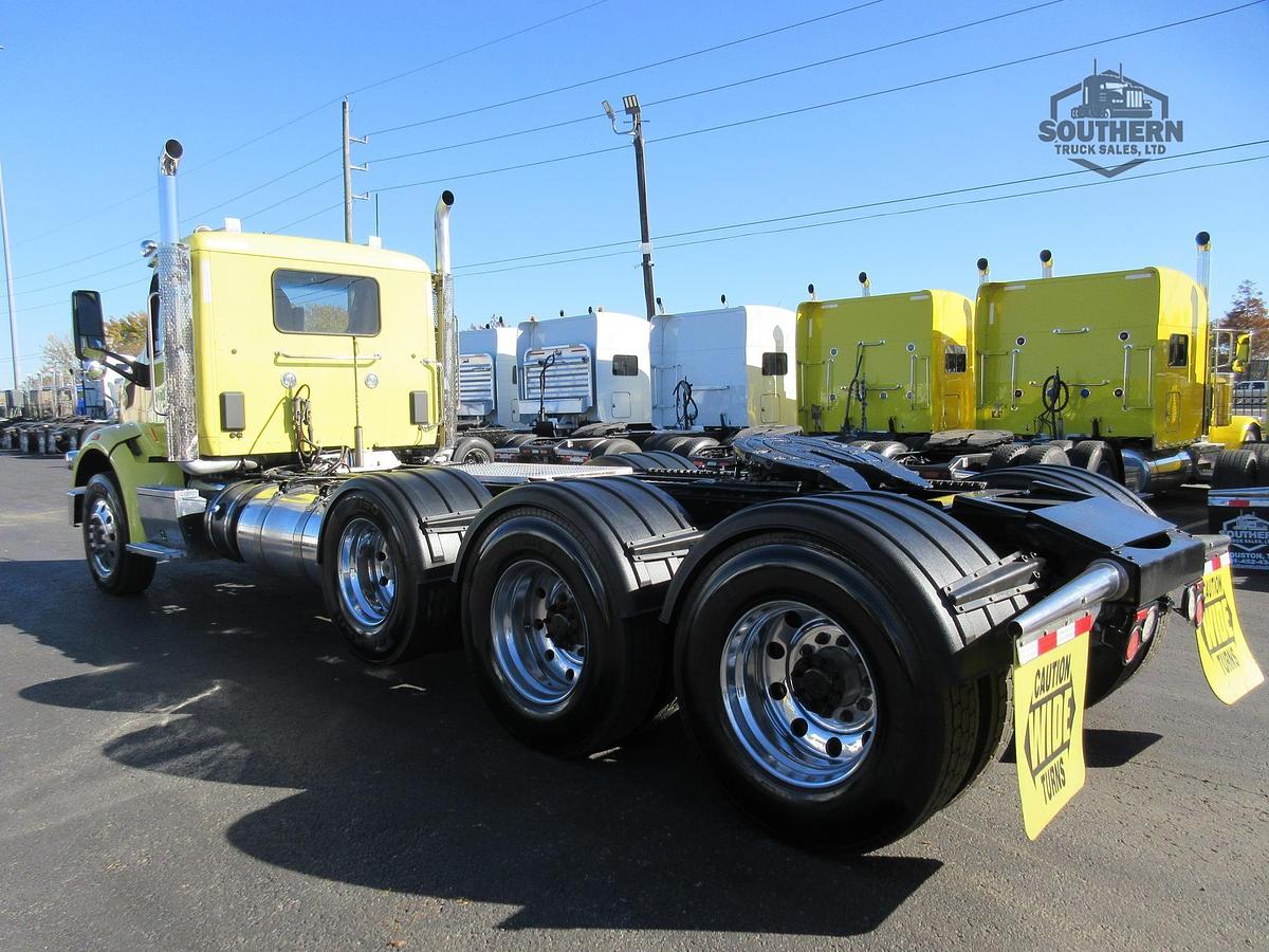 Used 2020 PETERBILT 567