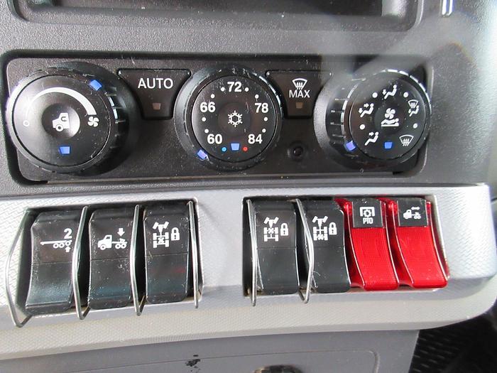 Used 2021 KENWORTH T880