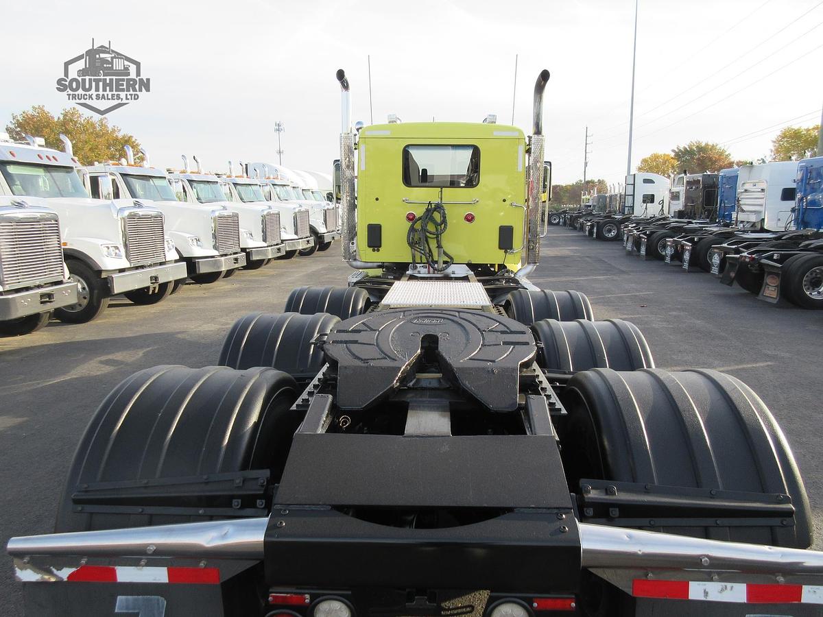 Used 2020 PETERBILT 567