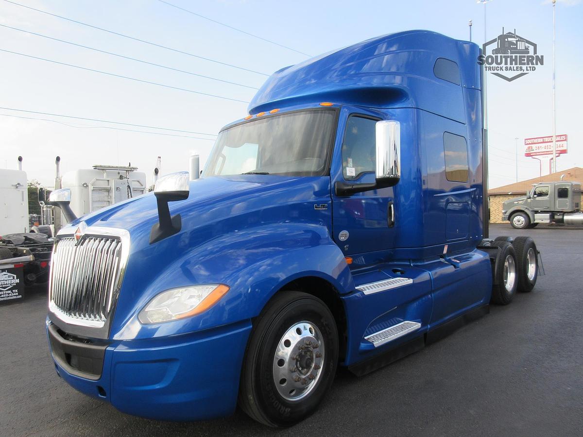 Used 2021 INTERNATIONAL LT