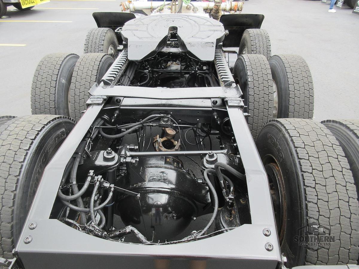 Used 2019 PETERBILT 567