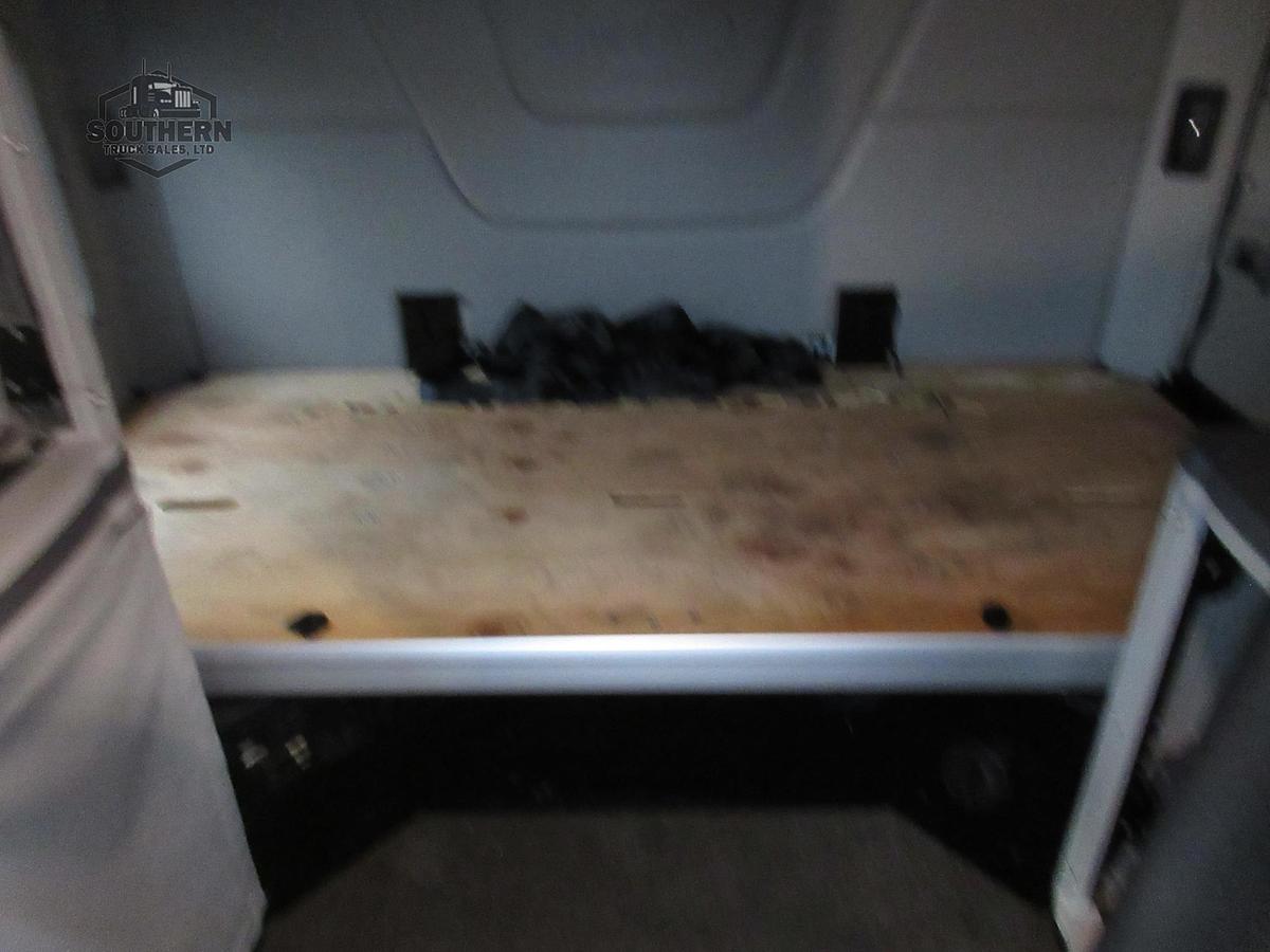 Used 2021 PETERBILT 567