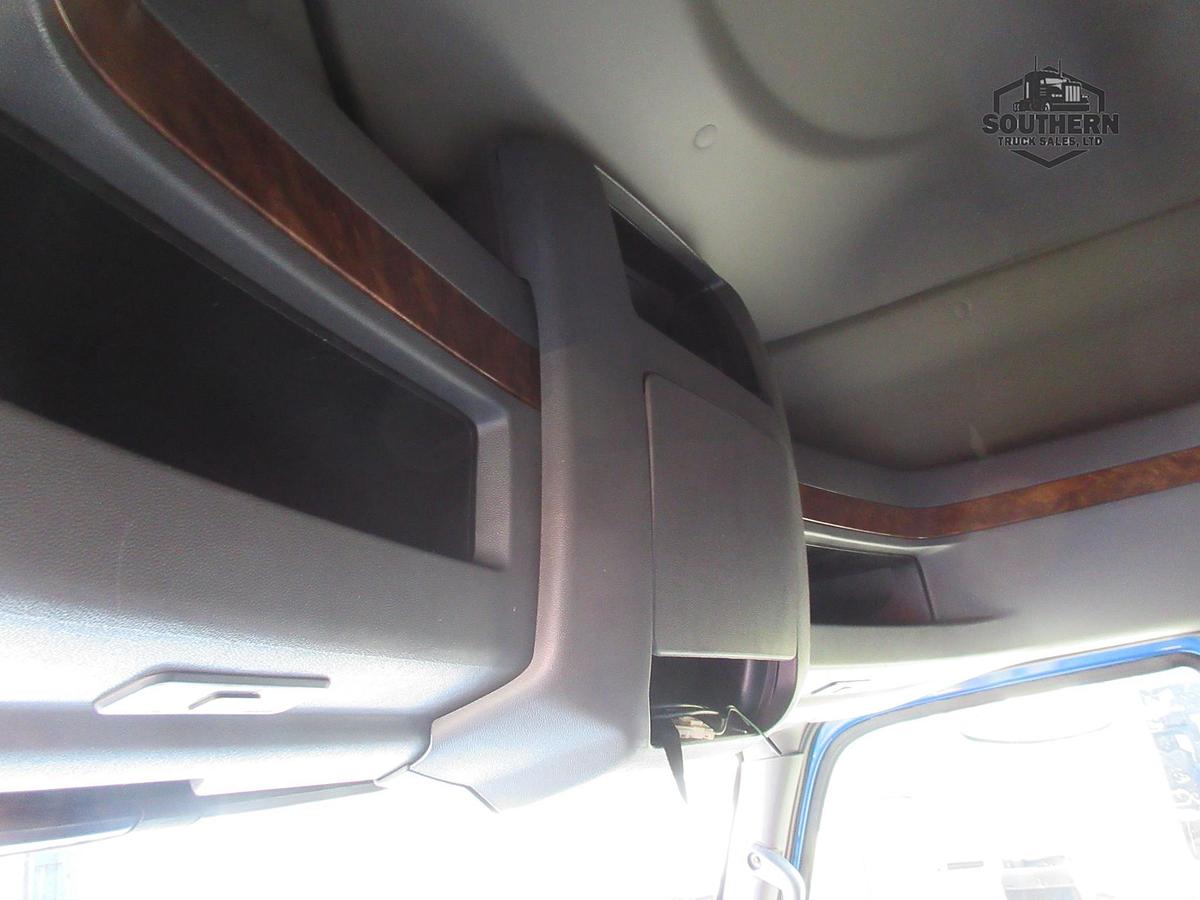 Used 2021 INTERNATIONAL LT