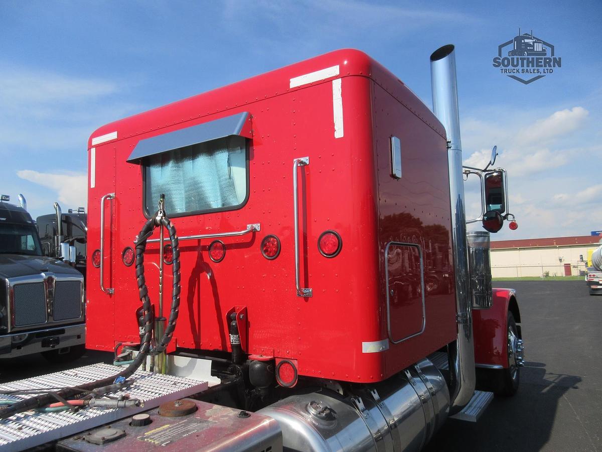 Used 2014 PETERBILT 389