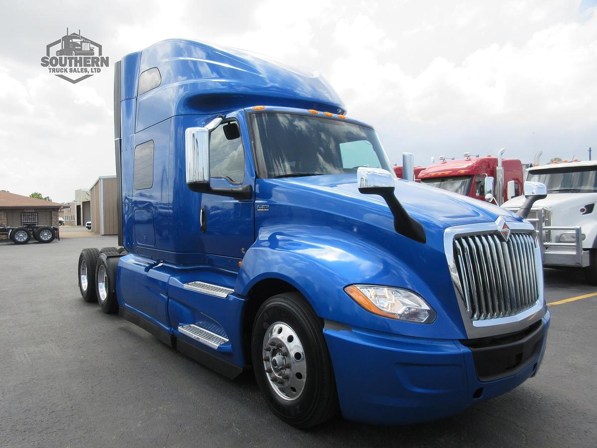 Used 2021 INTERNATIONAL LT