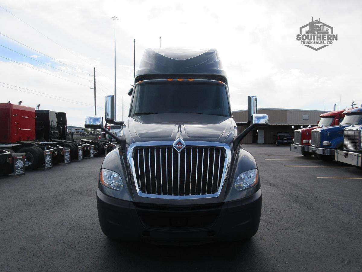 Used 2021 INTERNATIONAL LT