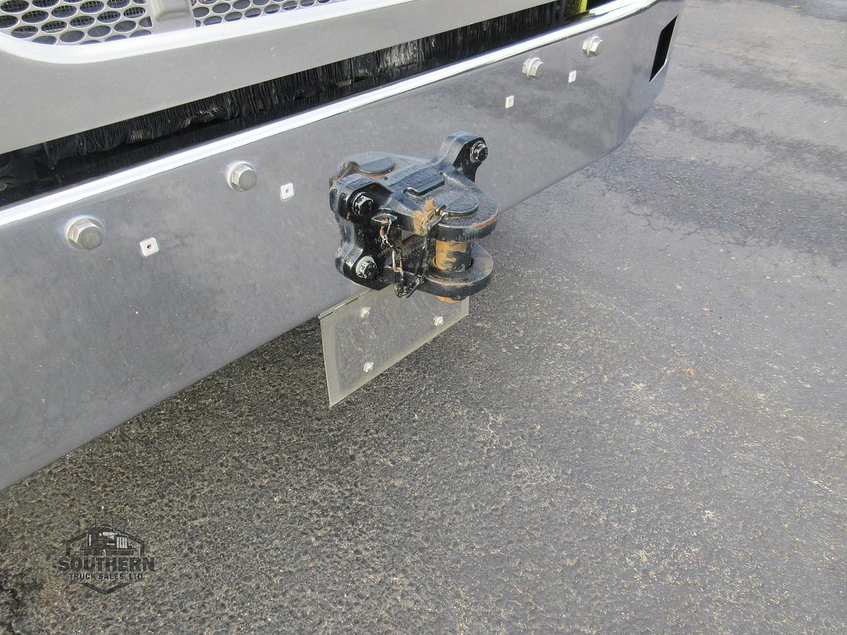 Used 2020 PETERBILT 567