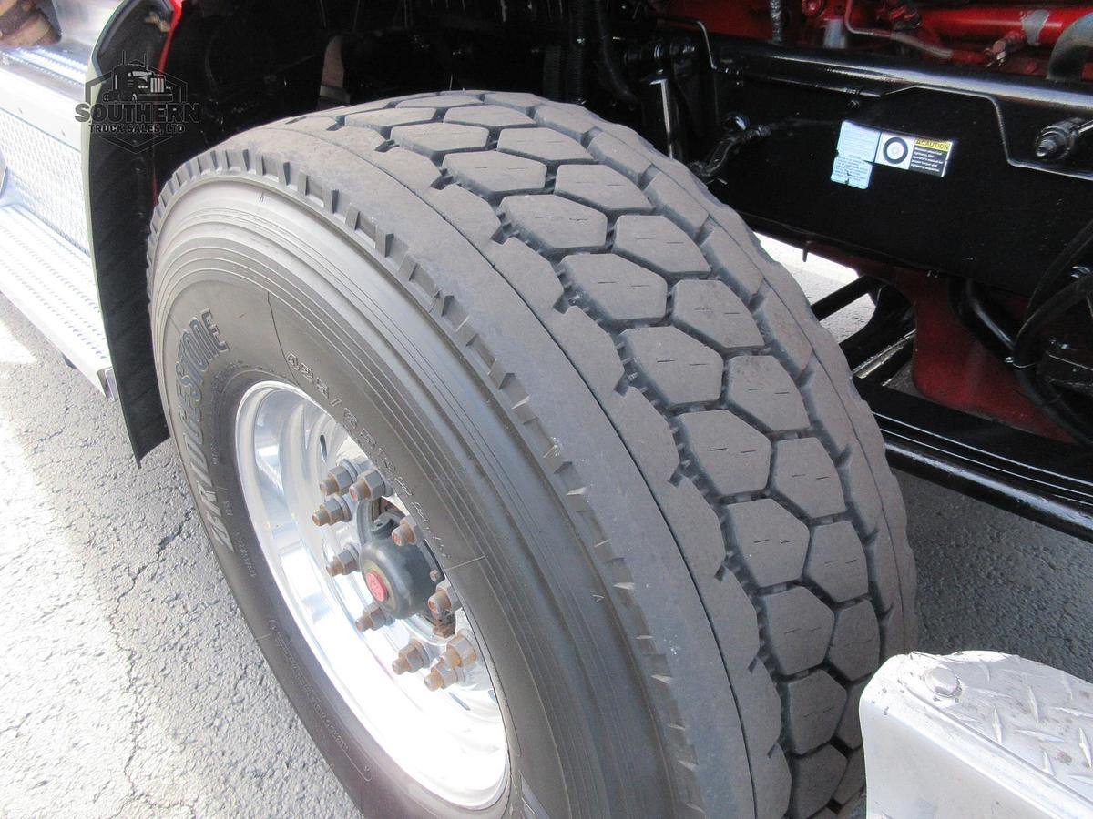 Used 2020 PETERBILT 567