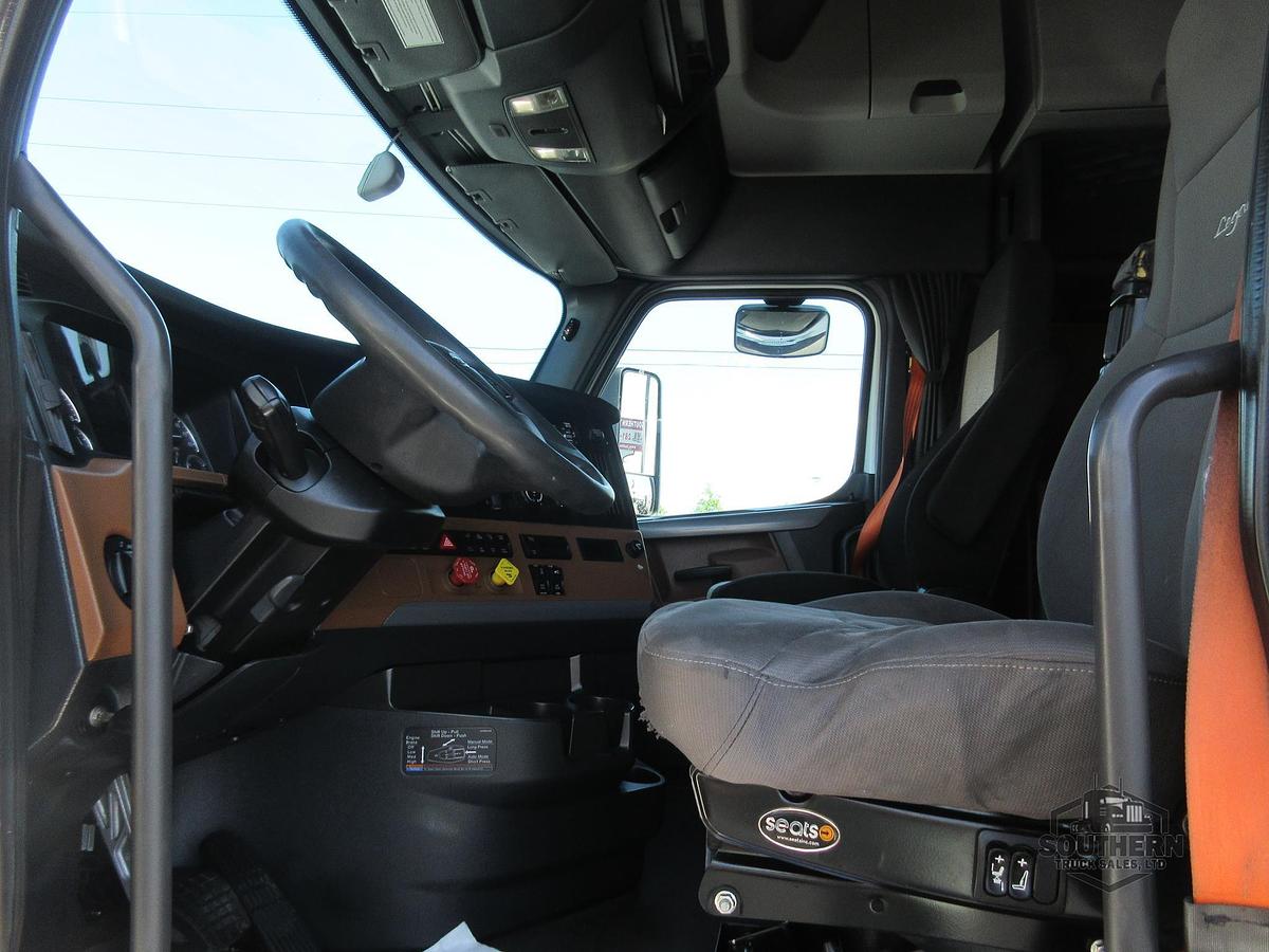 Used 2020 FREIGHTLINER CASCADIA 126