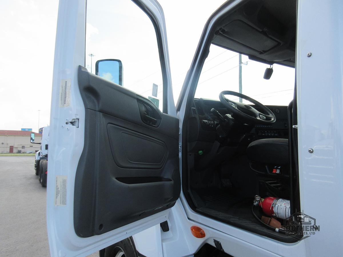 Used 2023 INTERNATIONAL LT