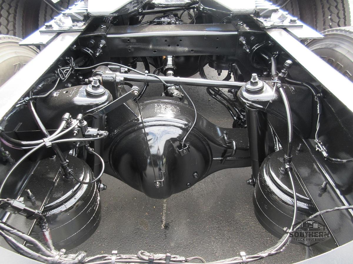 Used 2019 PETERBILT 389