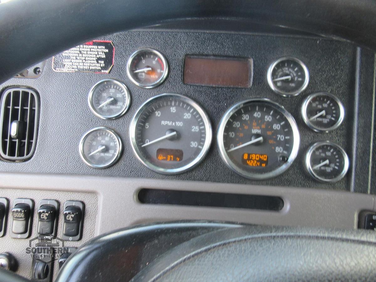 Used 2016 PETERBILT 389