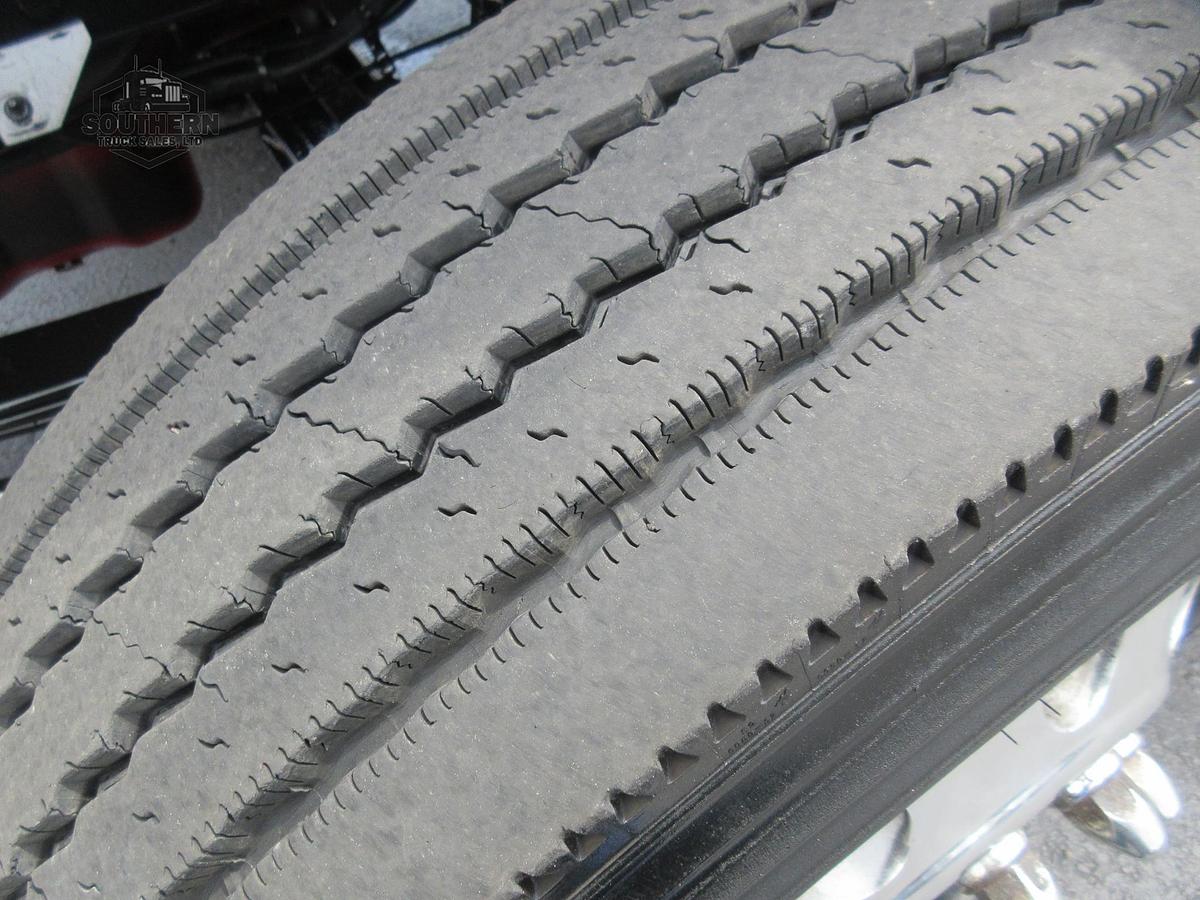 Used 2020 PETERBILT 567