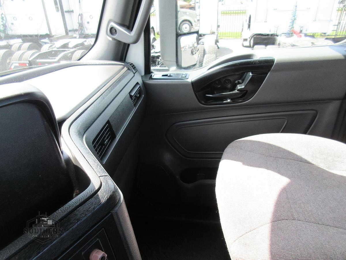 Used 2021 INTERNATIONAL LT
