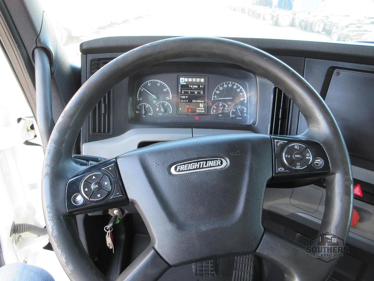 Used 2021 FREIGHTLINER CASCADIA 116