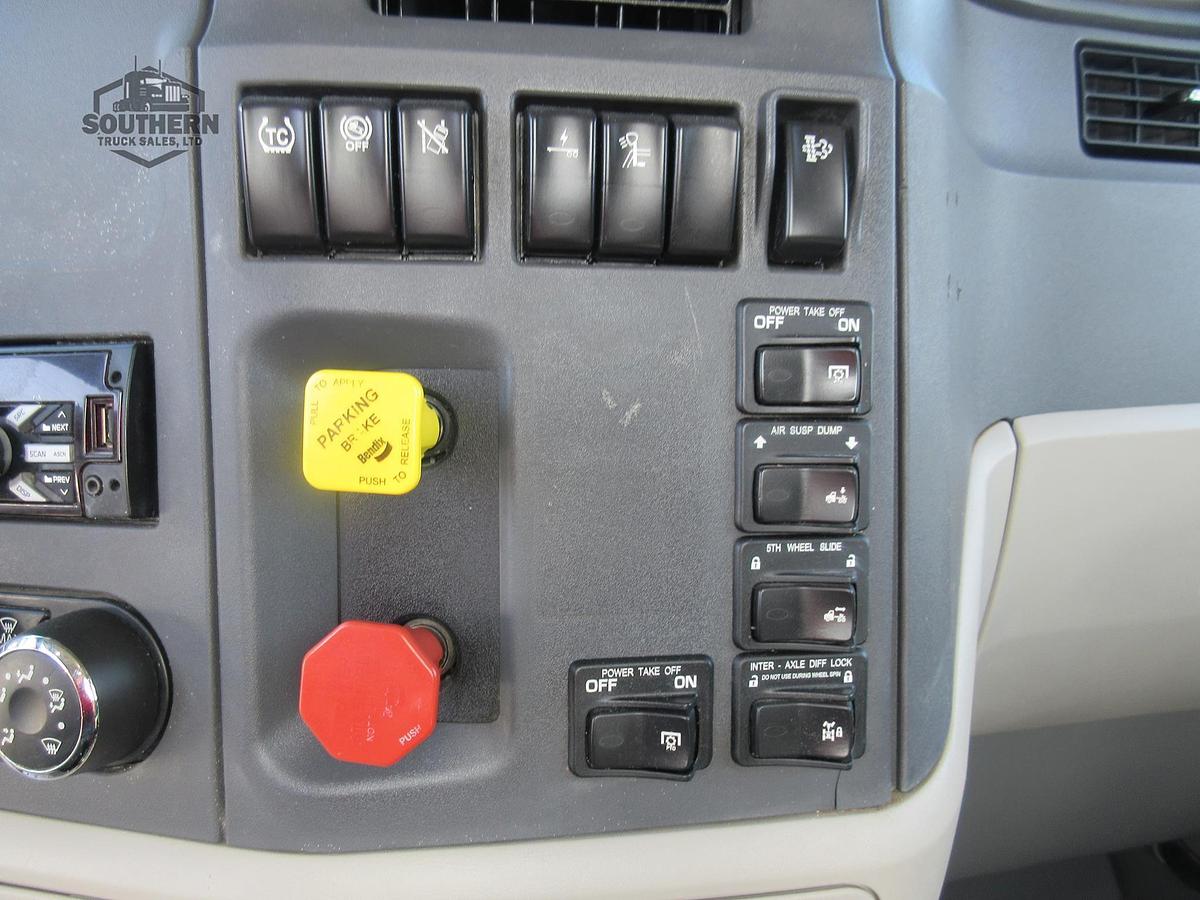 Used 2018 PETERBILT 579