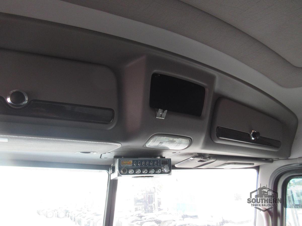 Used 2019 PETERBILT 389