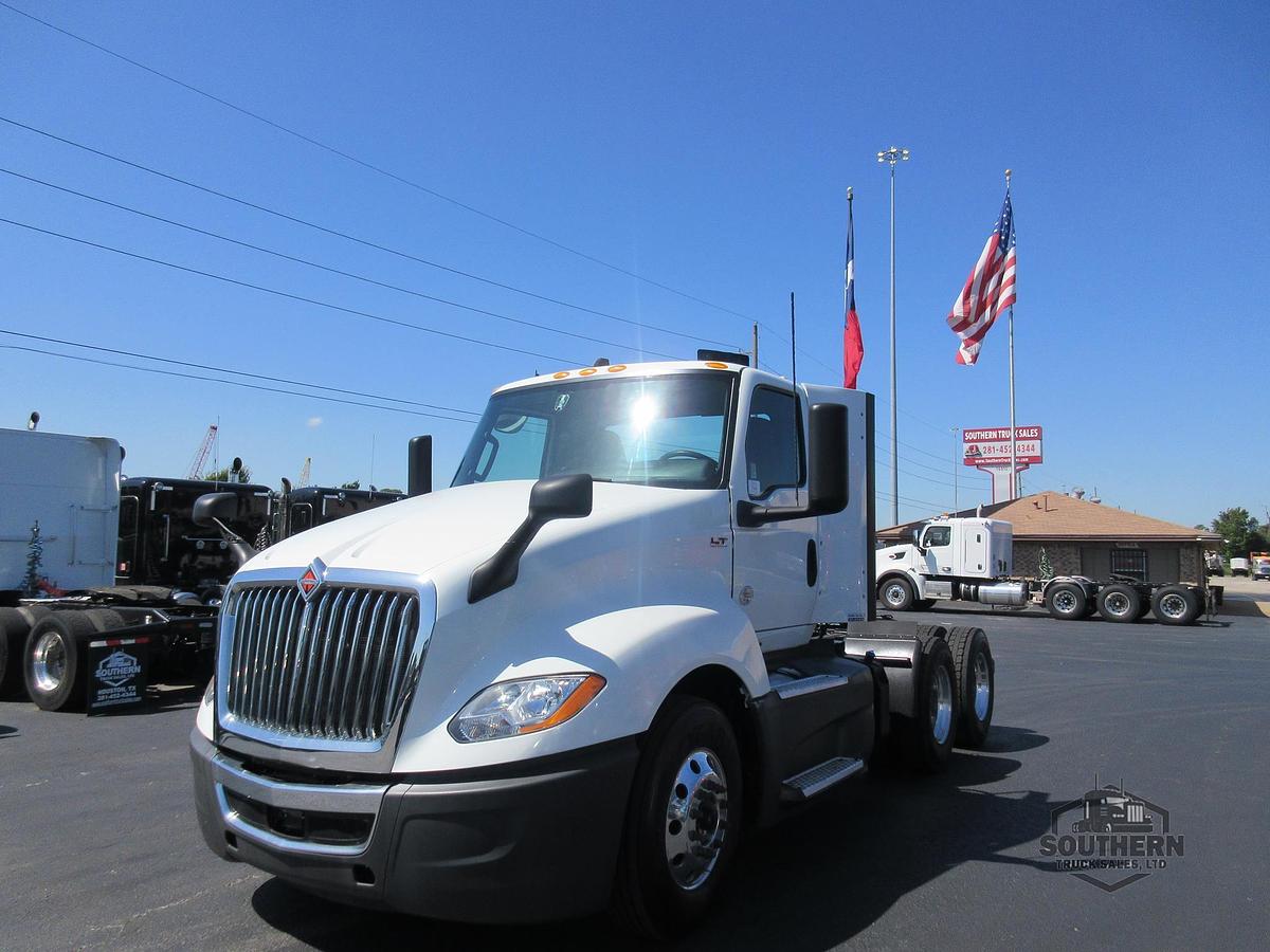 Used 2021 INTERNATIONAL LT