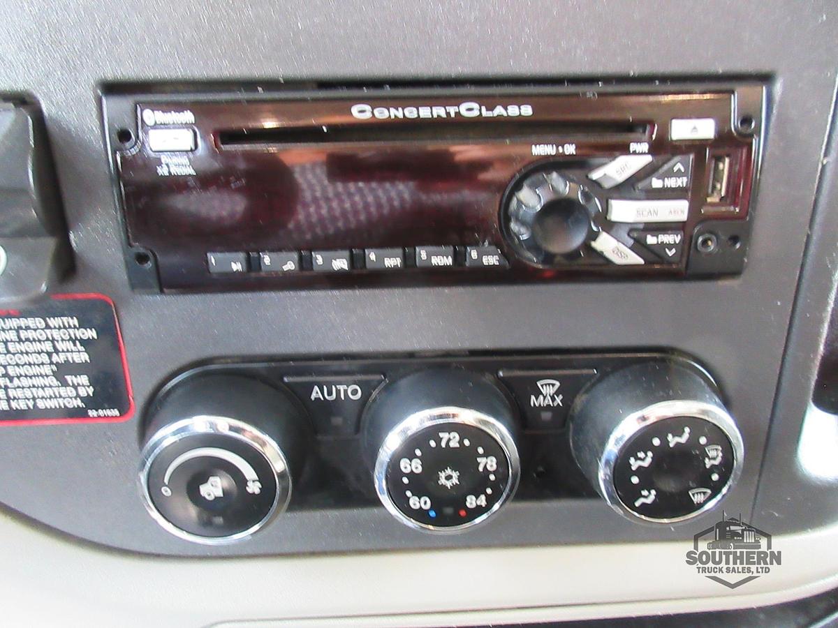 Used 2019 PETERBILT 567