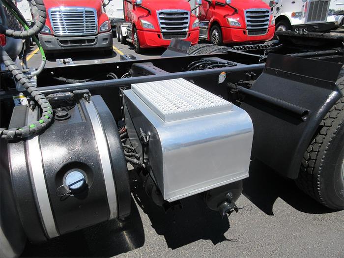 Used 2016 PETERBILT 579