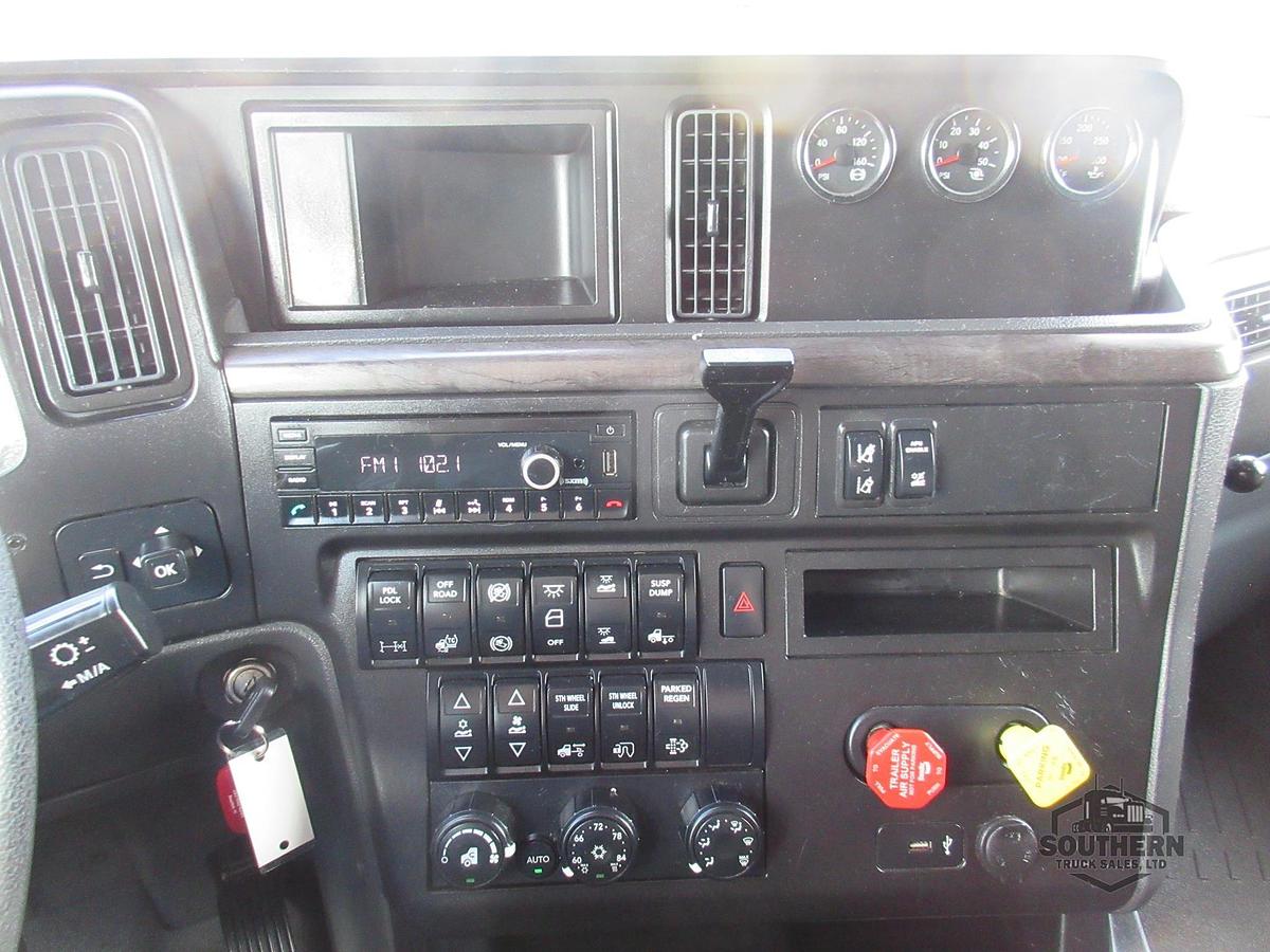Used 2023 INTERNATIONAL LT