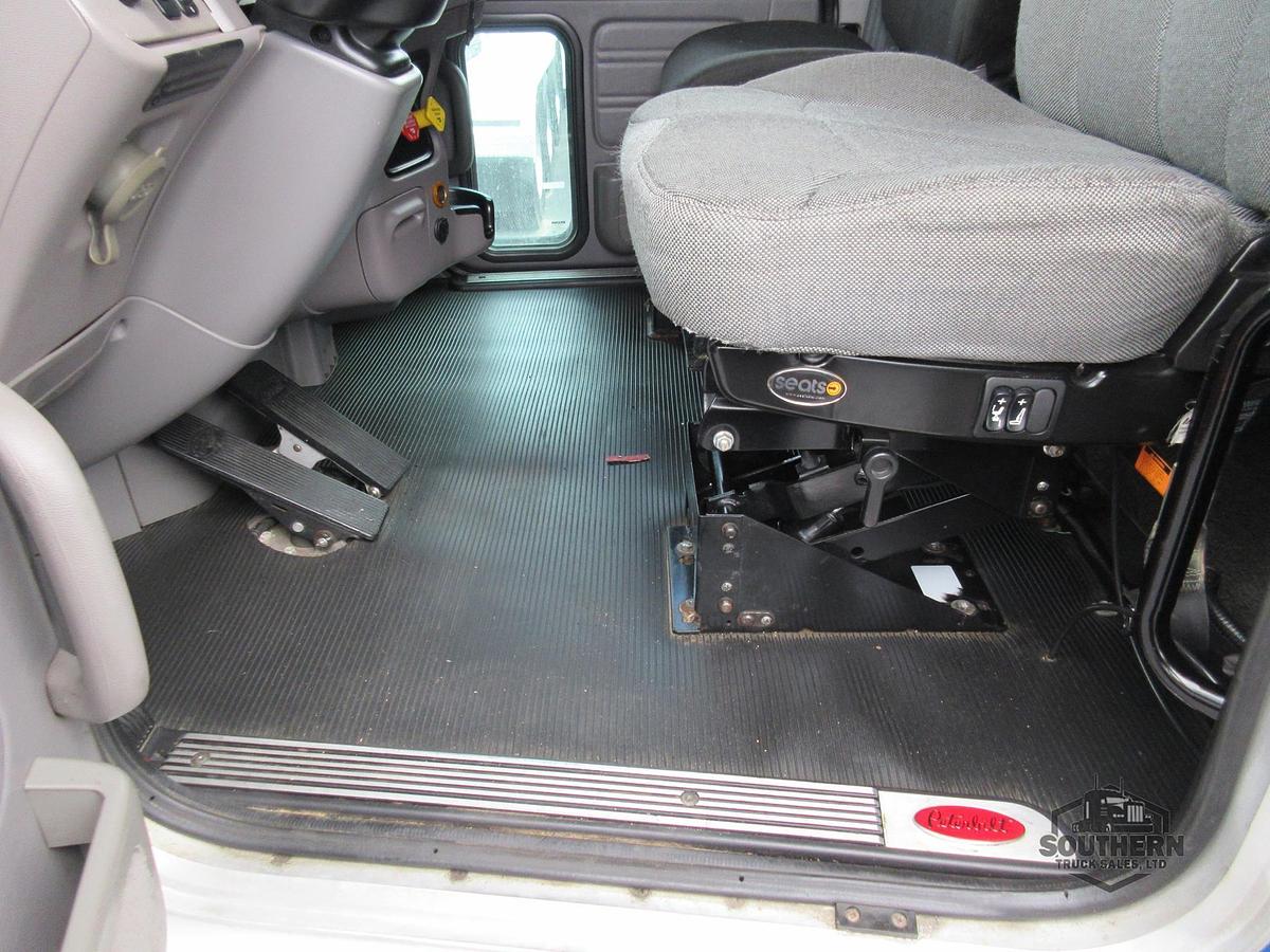 Used 2019 PETERBILT 389