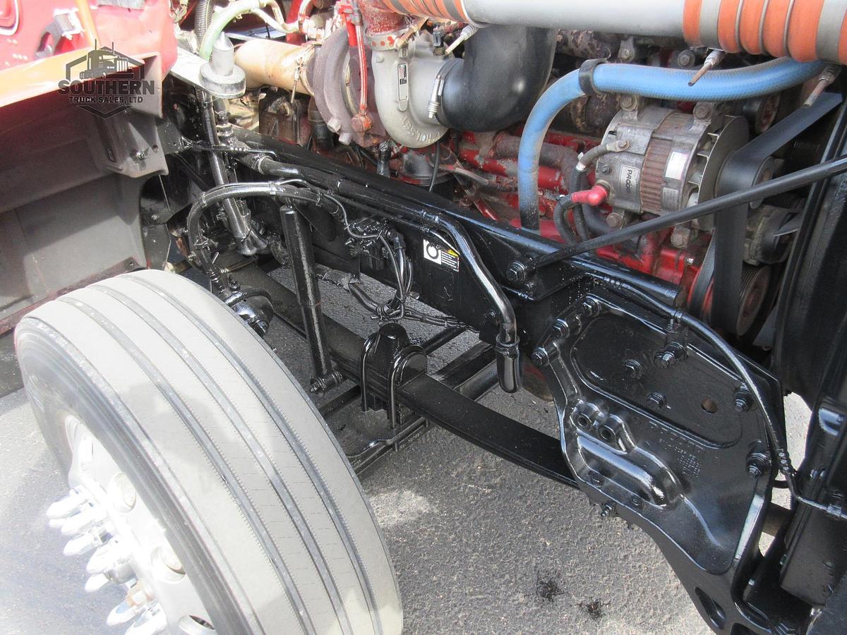 Used 2013 KENWORTH T800