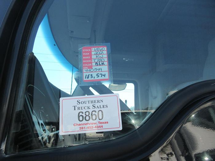 Used 2021 KENWORTH T880