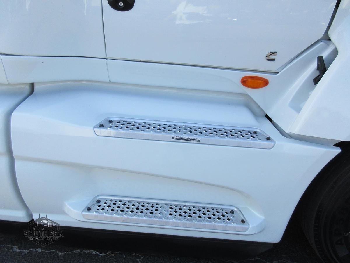 Used 2023 INTERNATIONAL LT