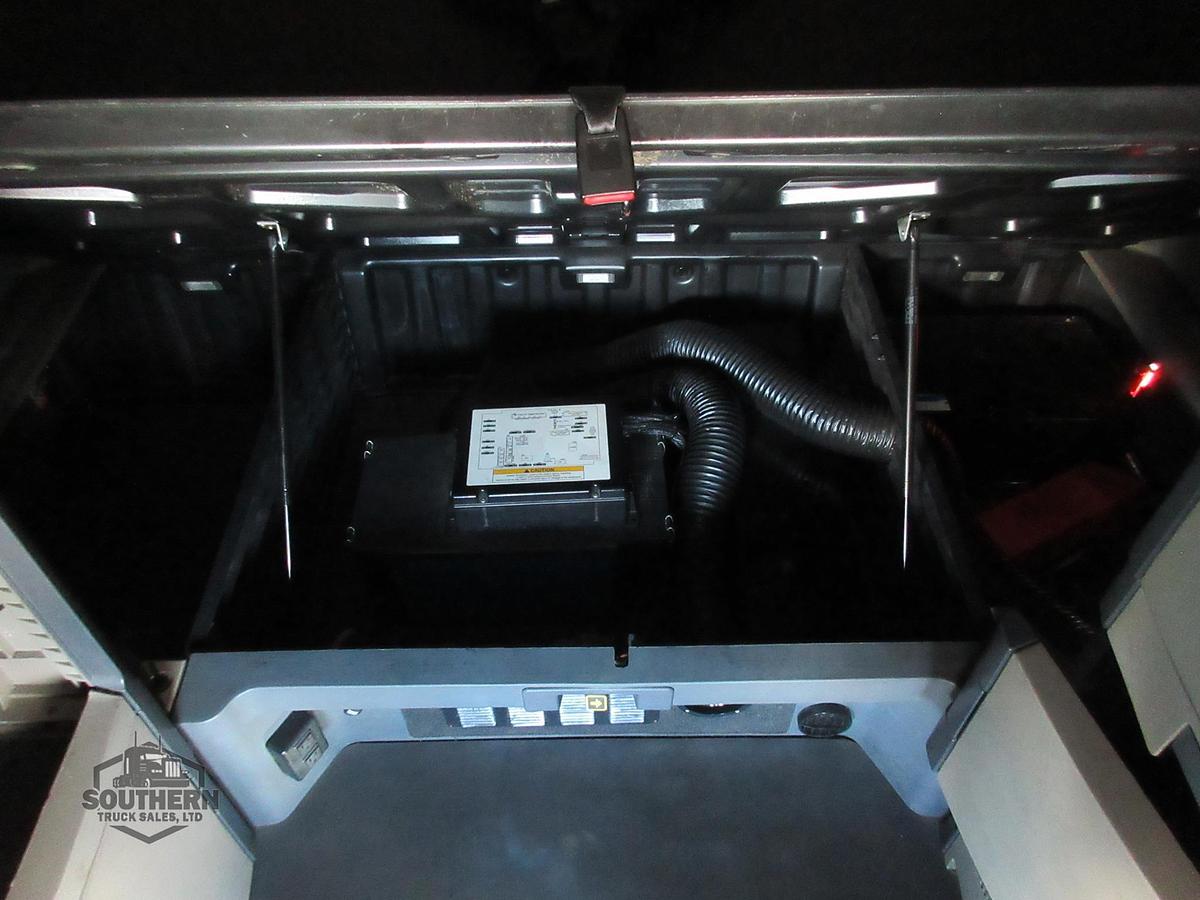 Used 2018 FREIGHTLINER CASCADIA 125