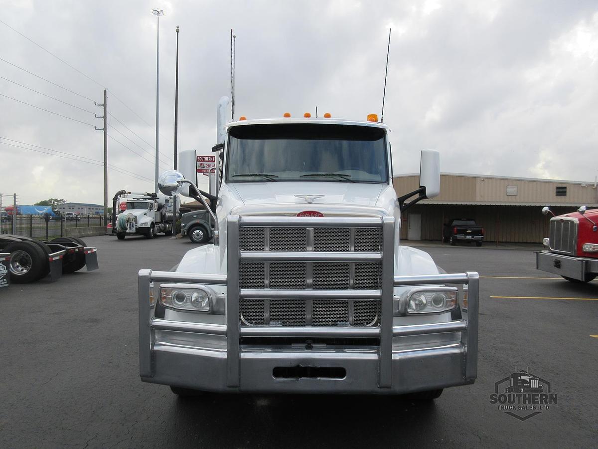 Used 2019 PETERBILT 567