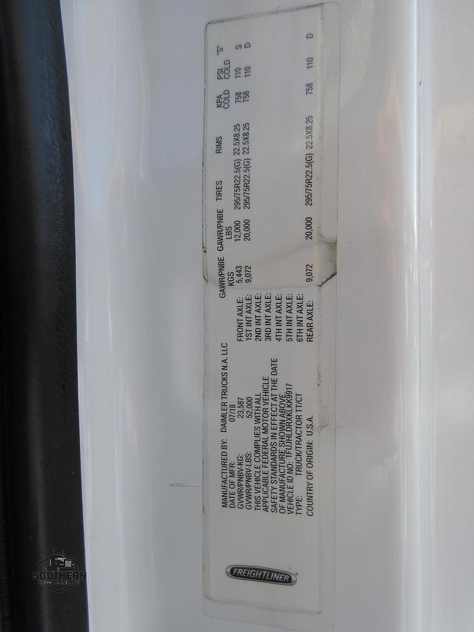 Used 2019 FREIGHTLINER CASCADIA 126