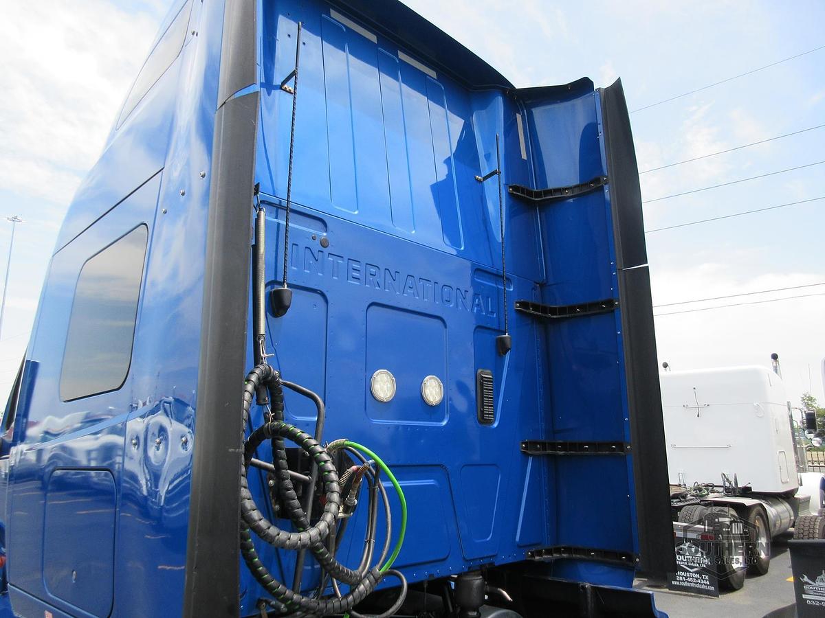 Used 2021 INTERNATIONAL LT