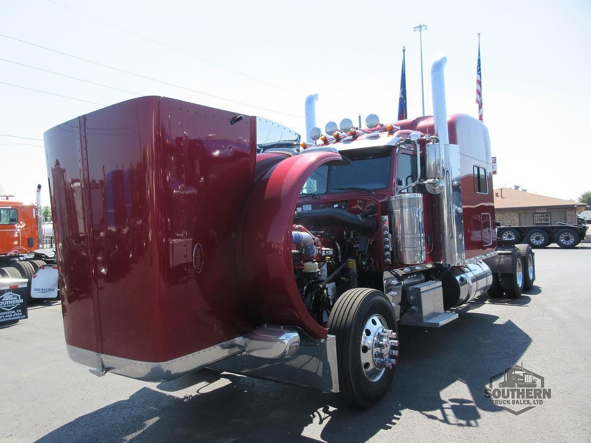 Used 2019 PETERBILT 389