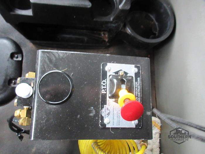 Used 2019 PETERBILT 567