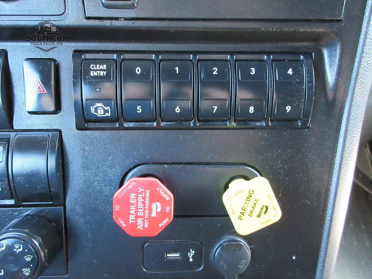 Used 2021 INTERNATIONAL LT