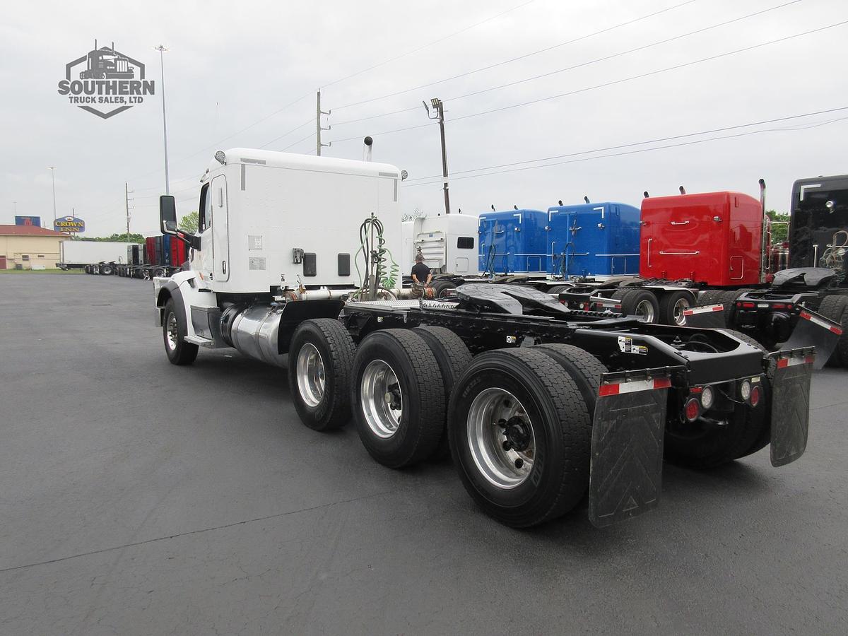 Used 2019 PETERBILT 567